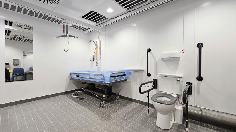 Abraham Moss Leisure Centre bathroom