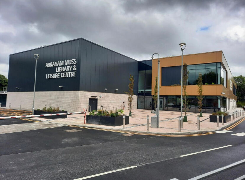 Abraham Moss exterior image